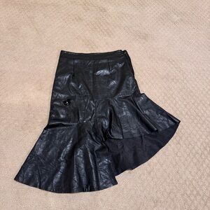 Stylish Black Skirt